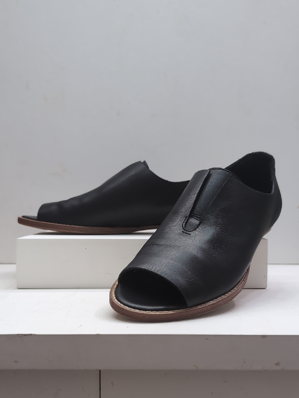 Vero Cuoio Black Open-Toe Leather Slide Size 36.5 Made In Italy
